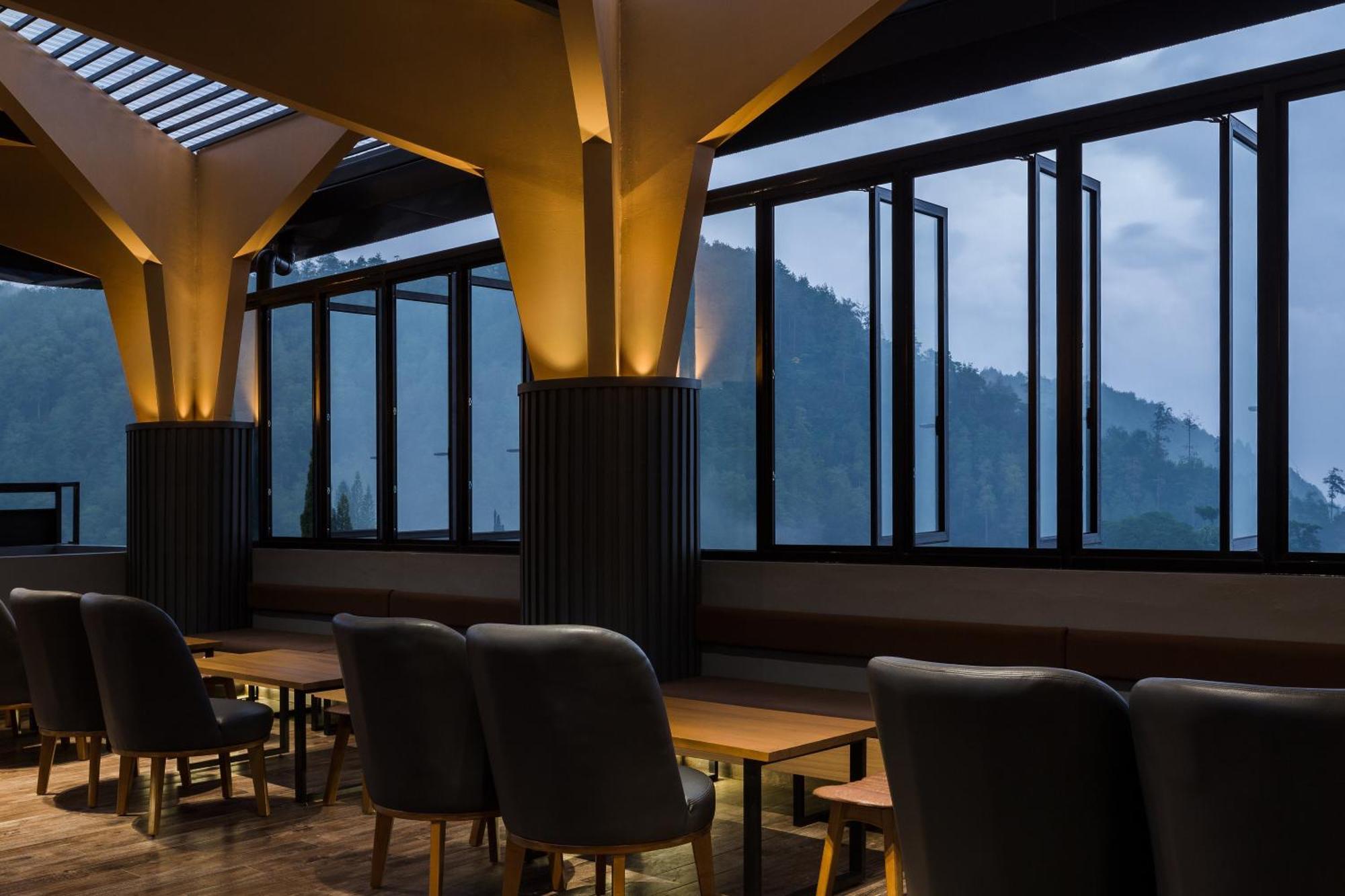 Allura Azana Resort Tawangmangu Zewnętrze zdjęcie